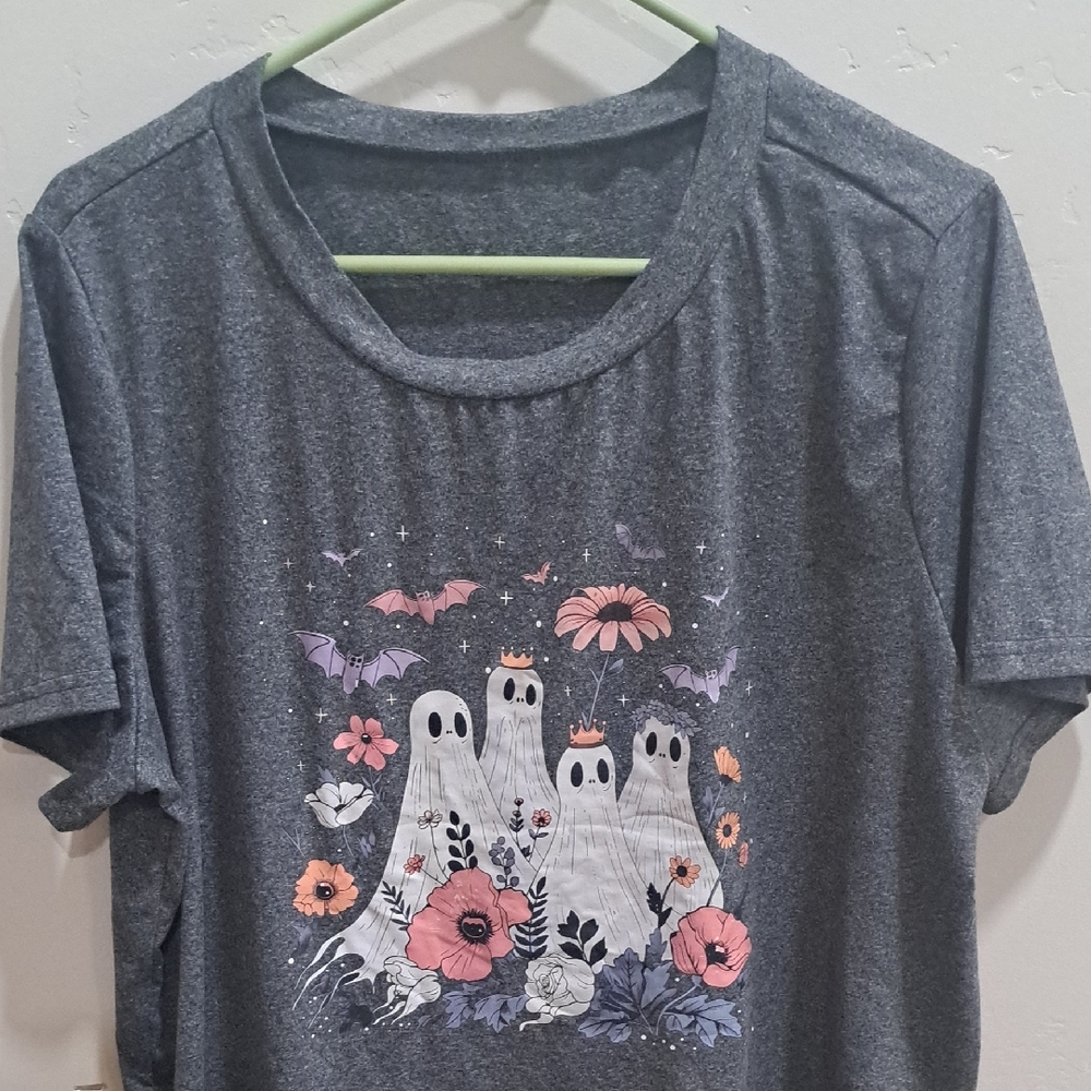 Gray Ghost Graphic T-Shirt